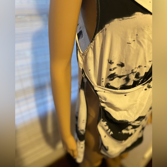 👚🖤🗯SLEEVELESS BLOUSE🗯🖤👚 - Picture 3 of 15